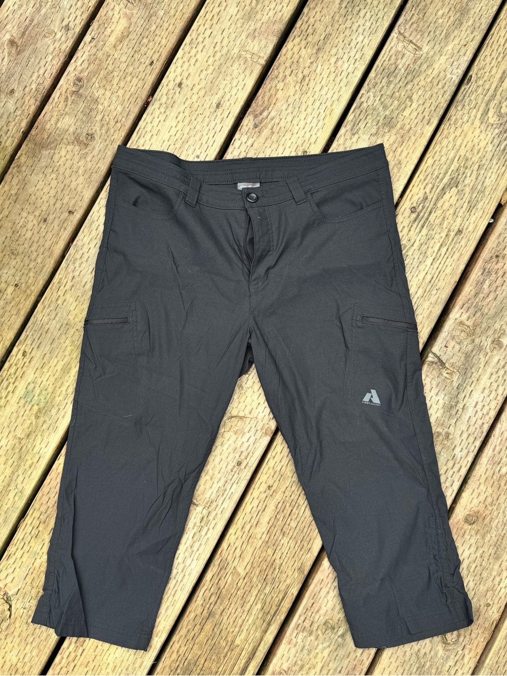 Eddie Bauer Black Cargo Cropped Pants